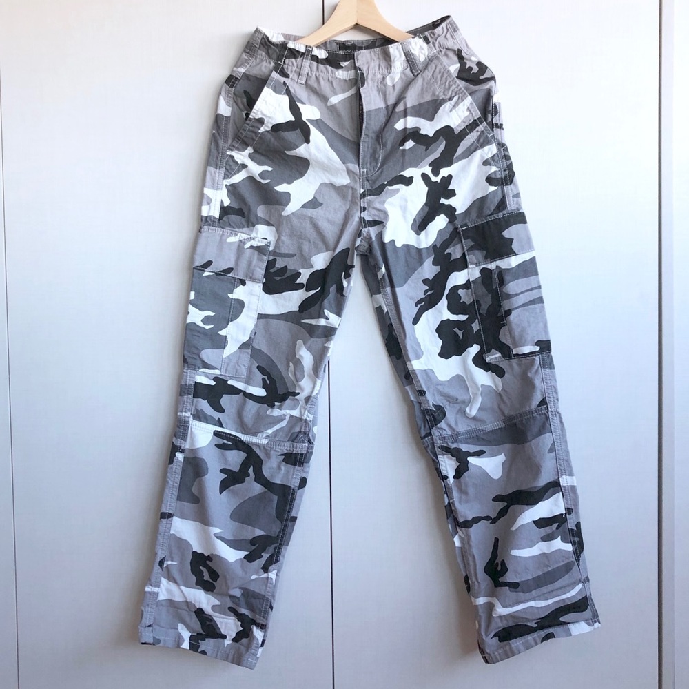 TOPSHOP | Oversized Camouflage Trousers